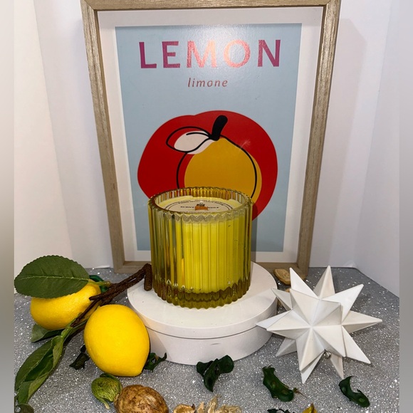 LEMONDROP,!! SCENT UNLEASHED LLC, LUXURY HAND POURED SCENTED CANDLES - Picture 1 of 4